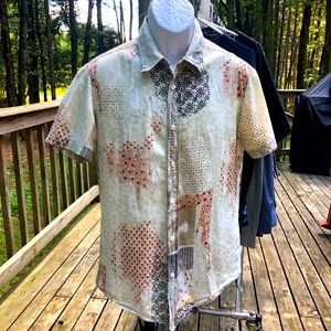 Gorgeous Hugo Boss Patterned Short-Sleeve Button Down